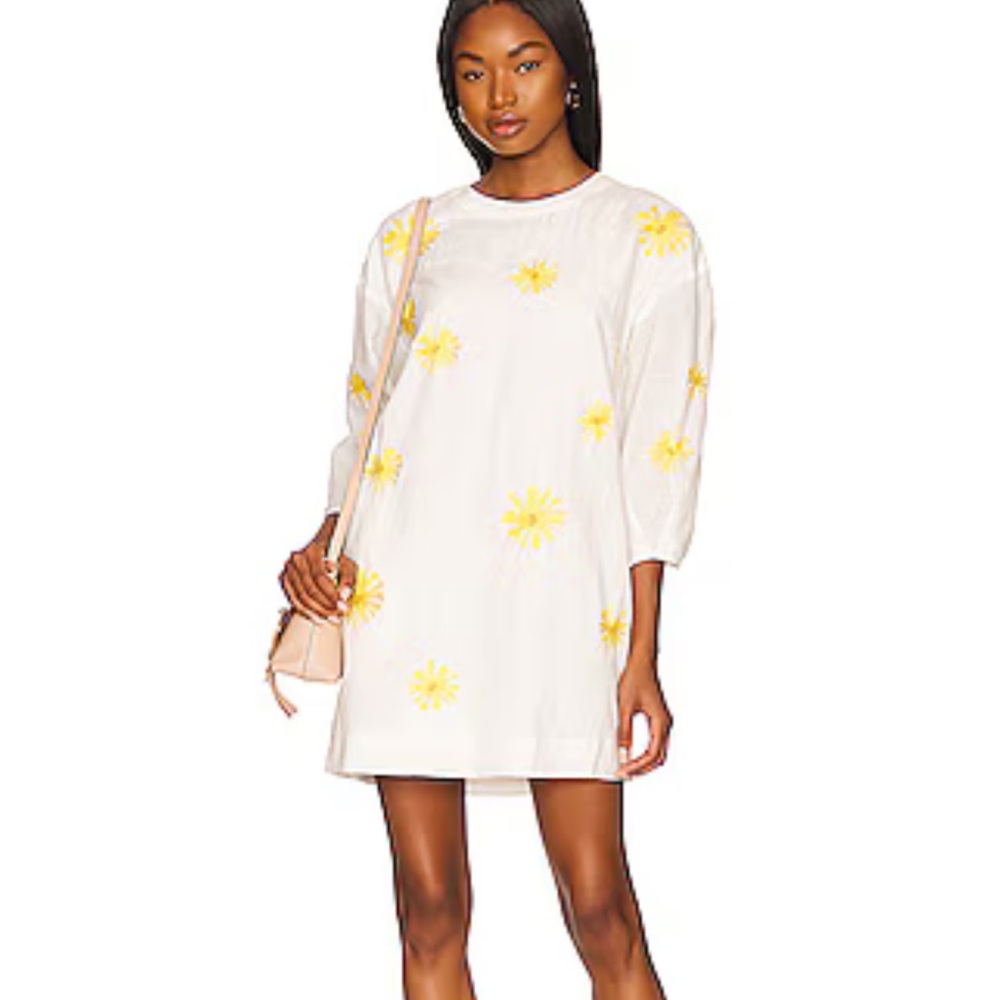 Something Navy white and flowered shift dress